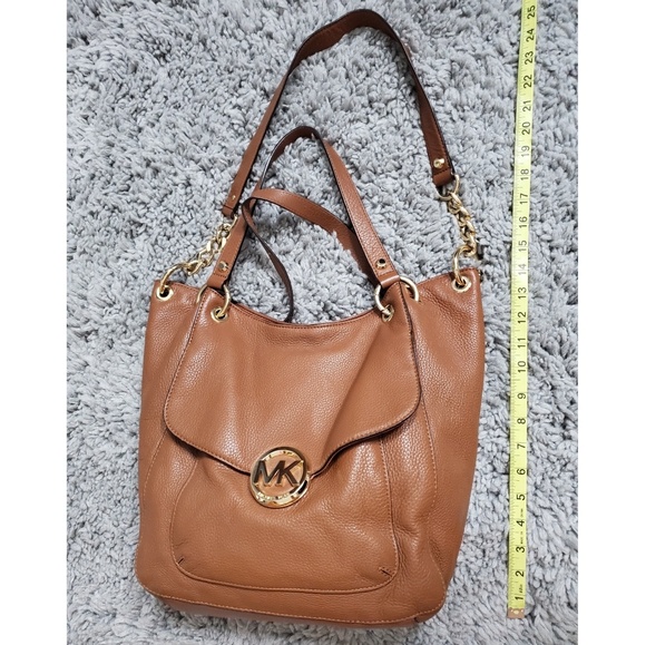 Michael Kors purse - Picture 7 of 8